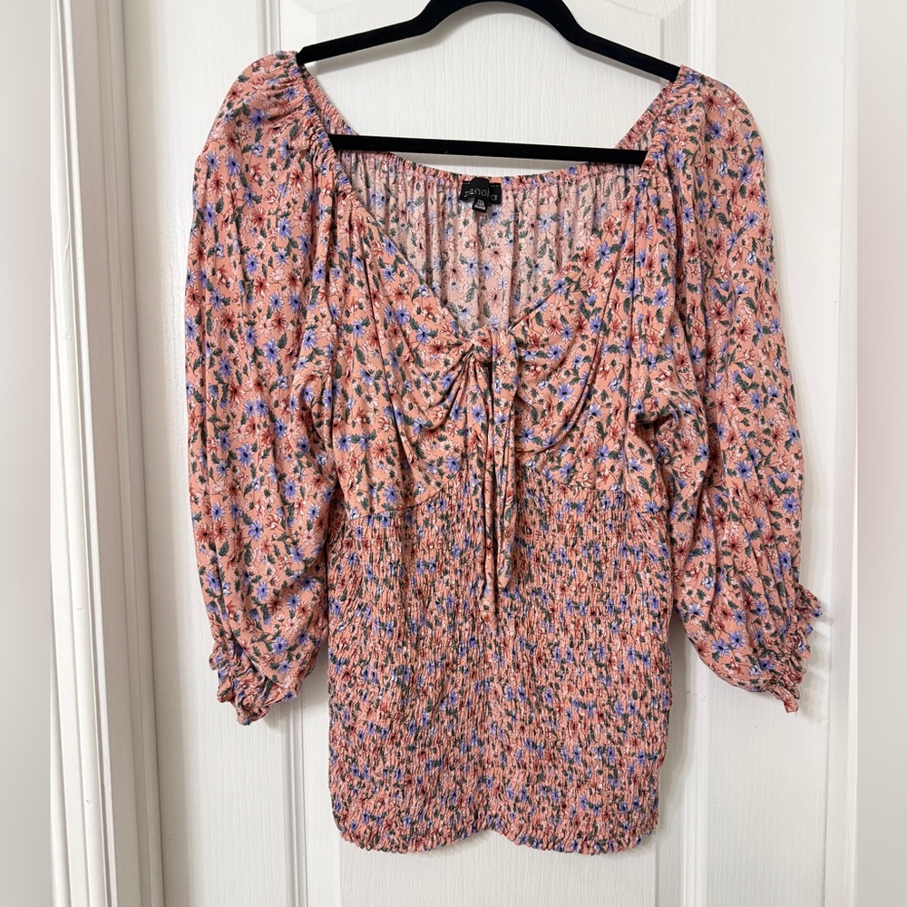 Zenobia floral print smocked blouse crop puff sleeves tie front Size 1XL